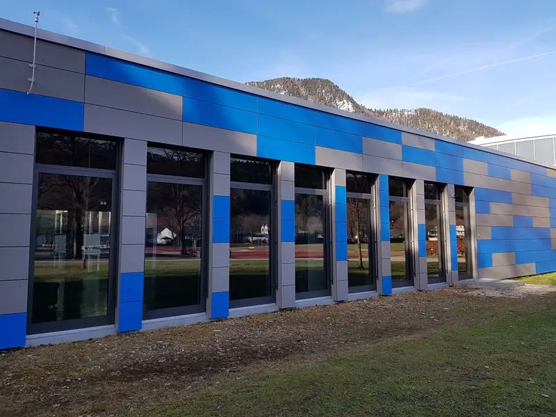 Sporthalle - Fassade